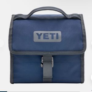 YETI DAYTRIP LUNCH in Navy